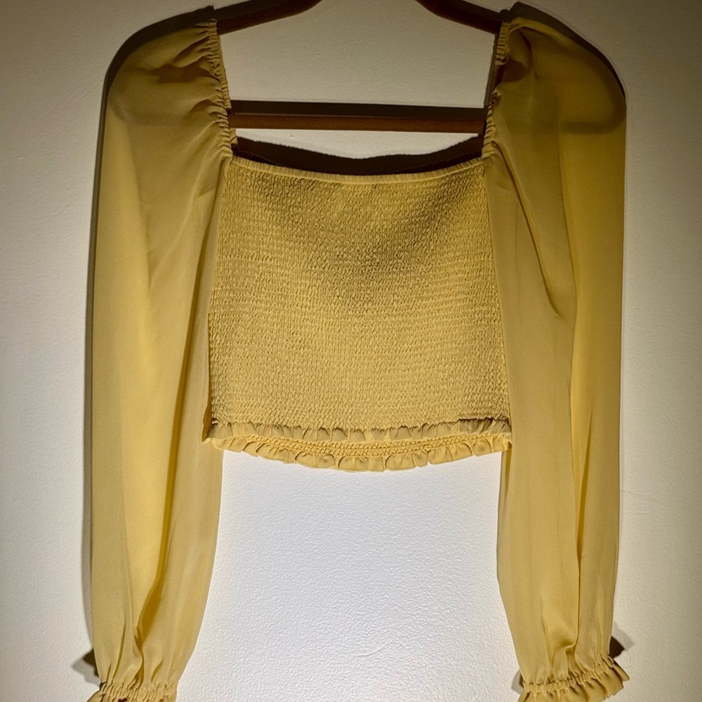 Aritzia Wilfred Yellow Smocked Crop Top XS